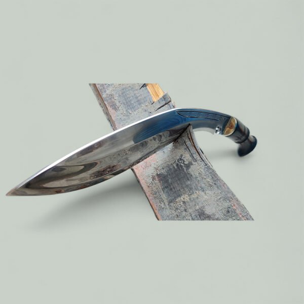 Indian Mutiny Officer Kukri 13.7 inches with a buffalo horn handle made by Himalayan Blades. The blade is made of 5160 steel