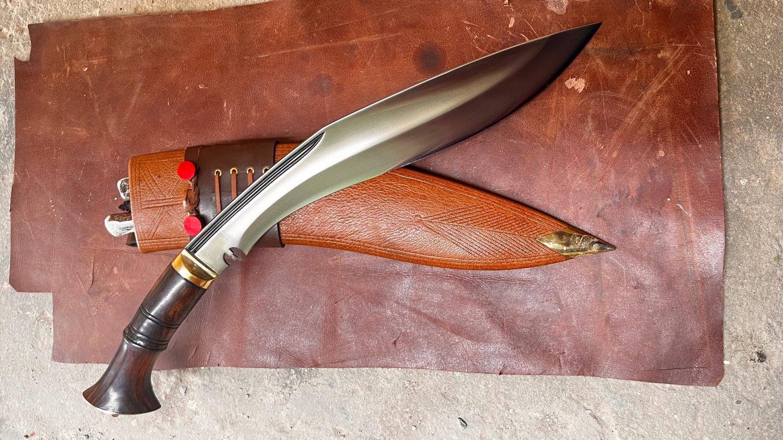 Fast Angkhola Kukri Knife by Himalayan Blades, Himalayan Imports camping Khukuri